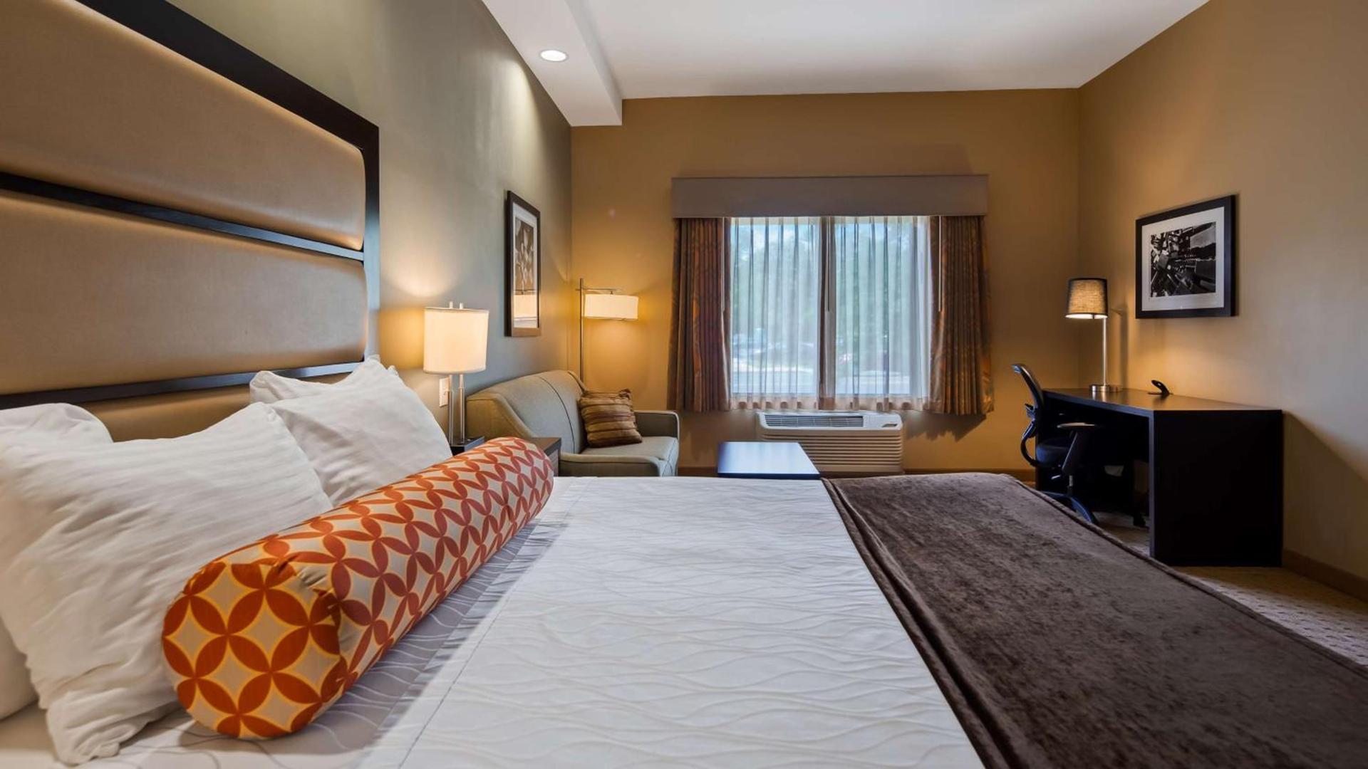 Best Western Plus College Park Hotel photo 8