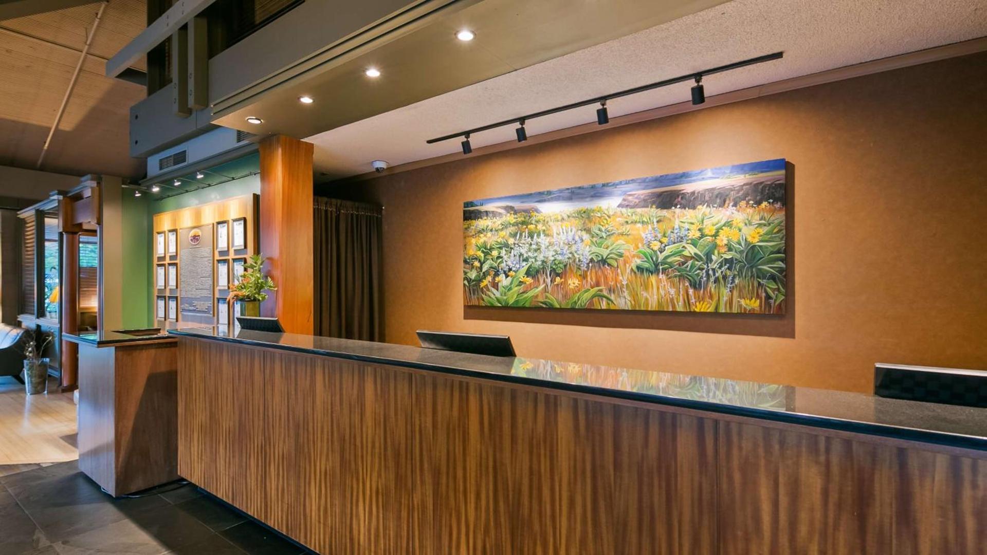 Best Western Plus Hood River Inn photo 19