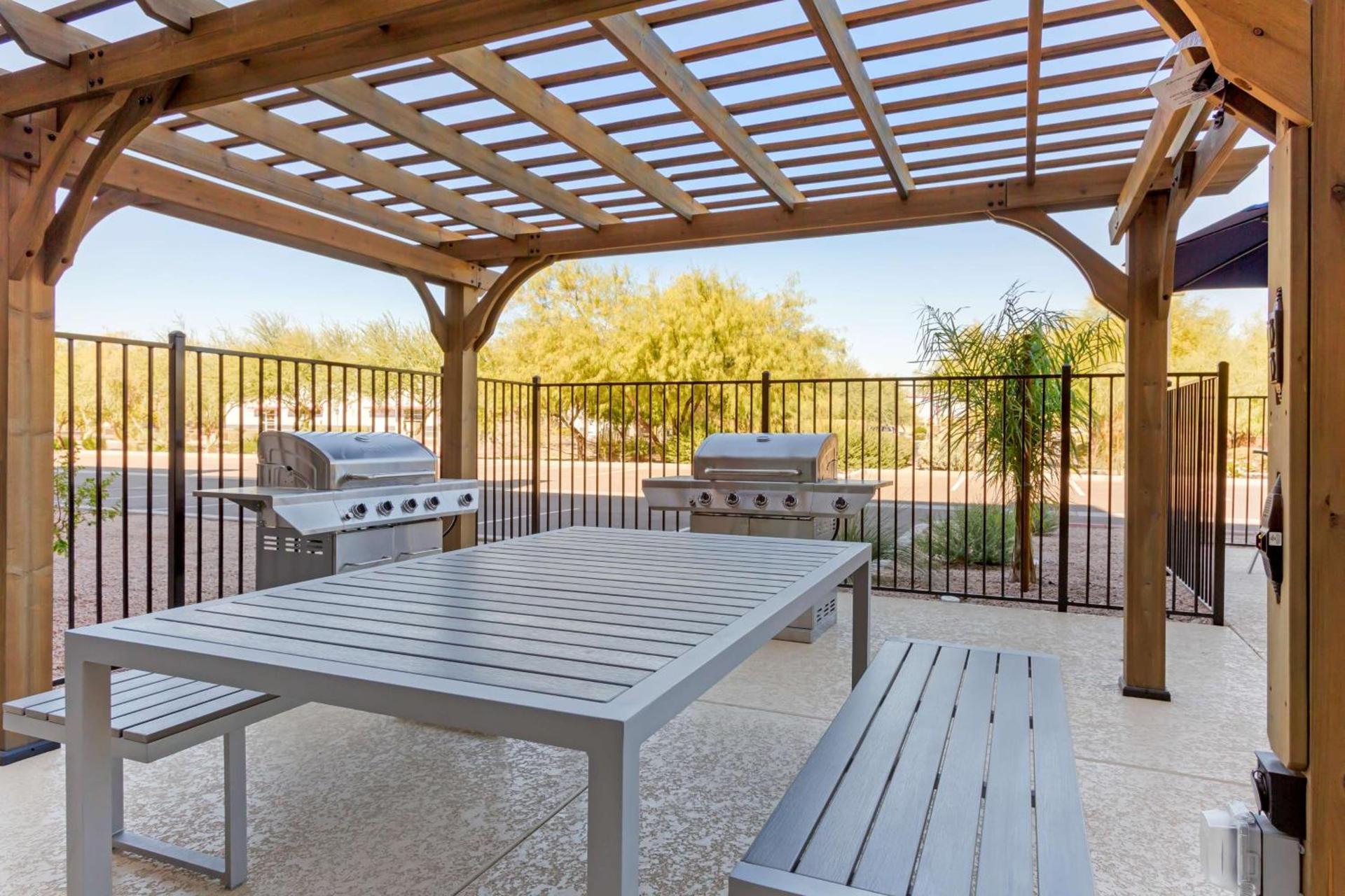 Best Western Plus Executive Residency Phoenix North Happy Valley photo 43