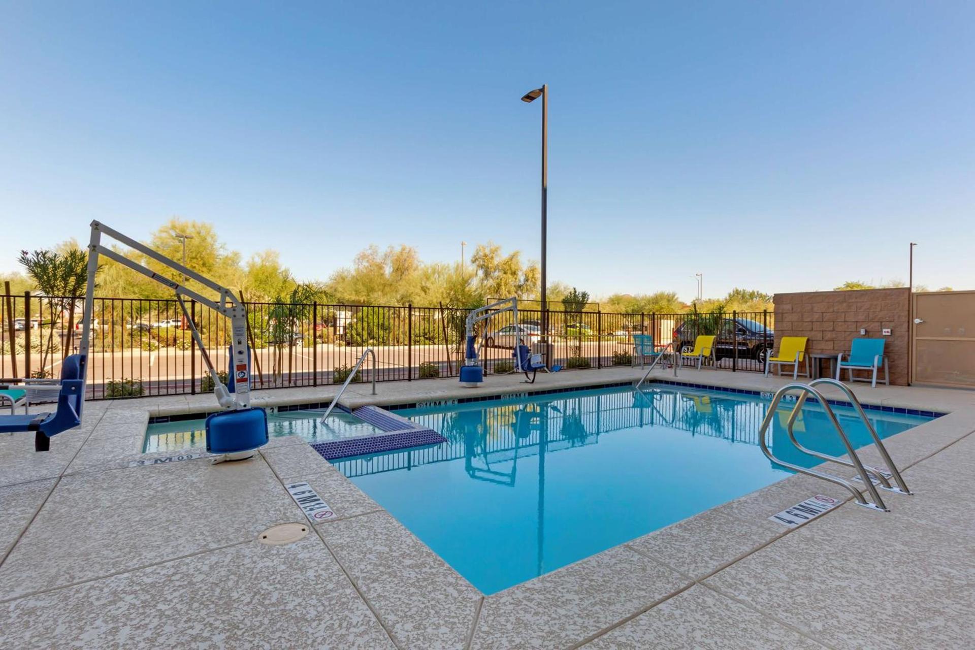 Best Western Plus Executive Residency Phoenix North Happy Valley photo 15
