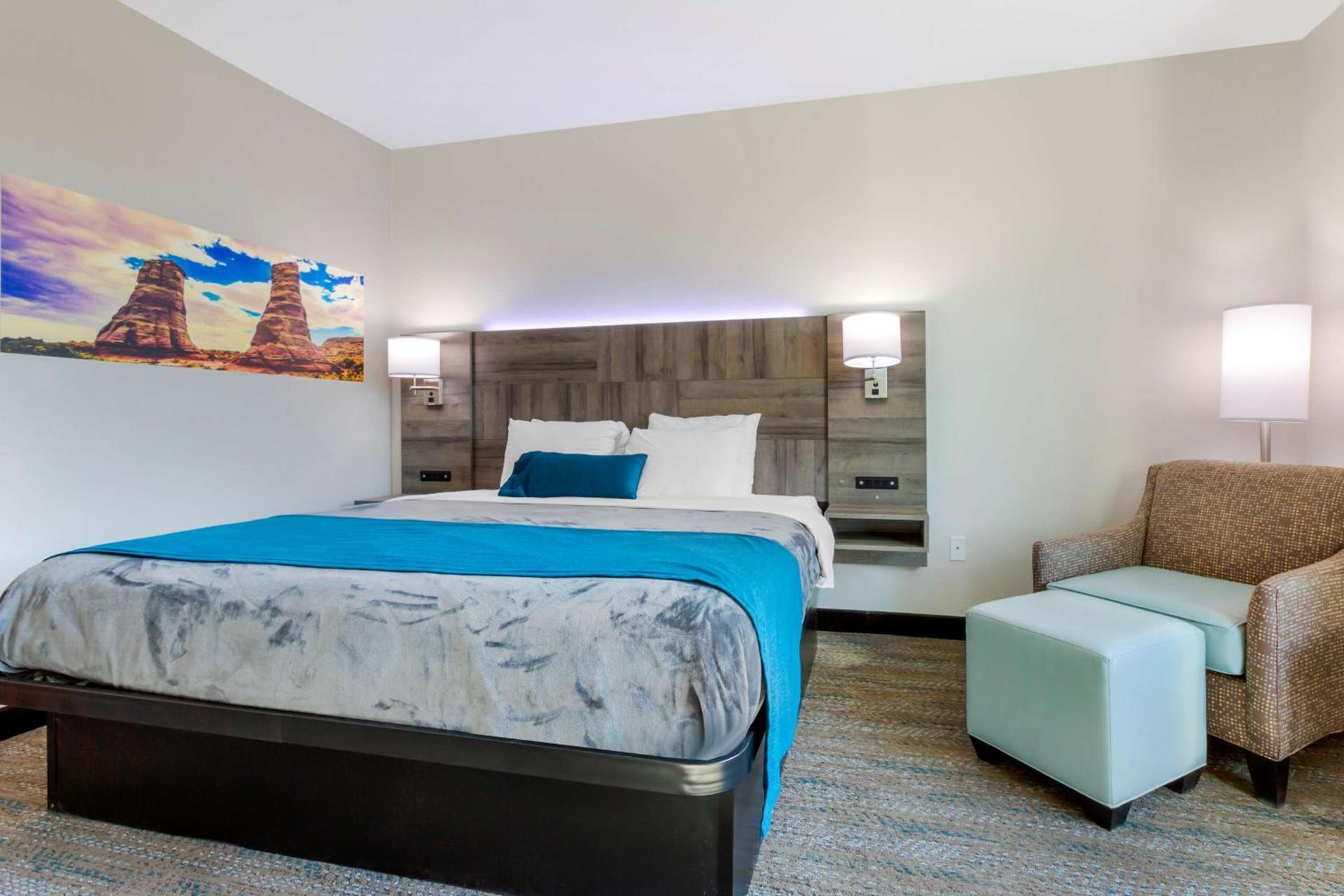 Best Western Plus Executive Residency Phoenix North Happy Valley photo 22