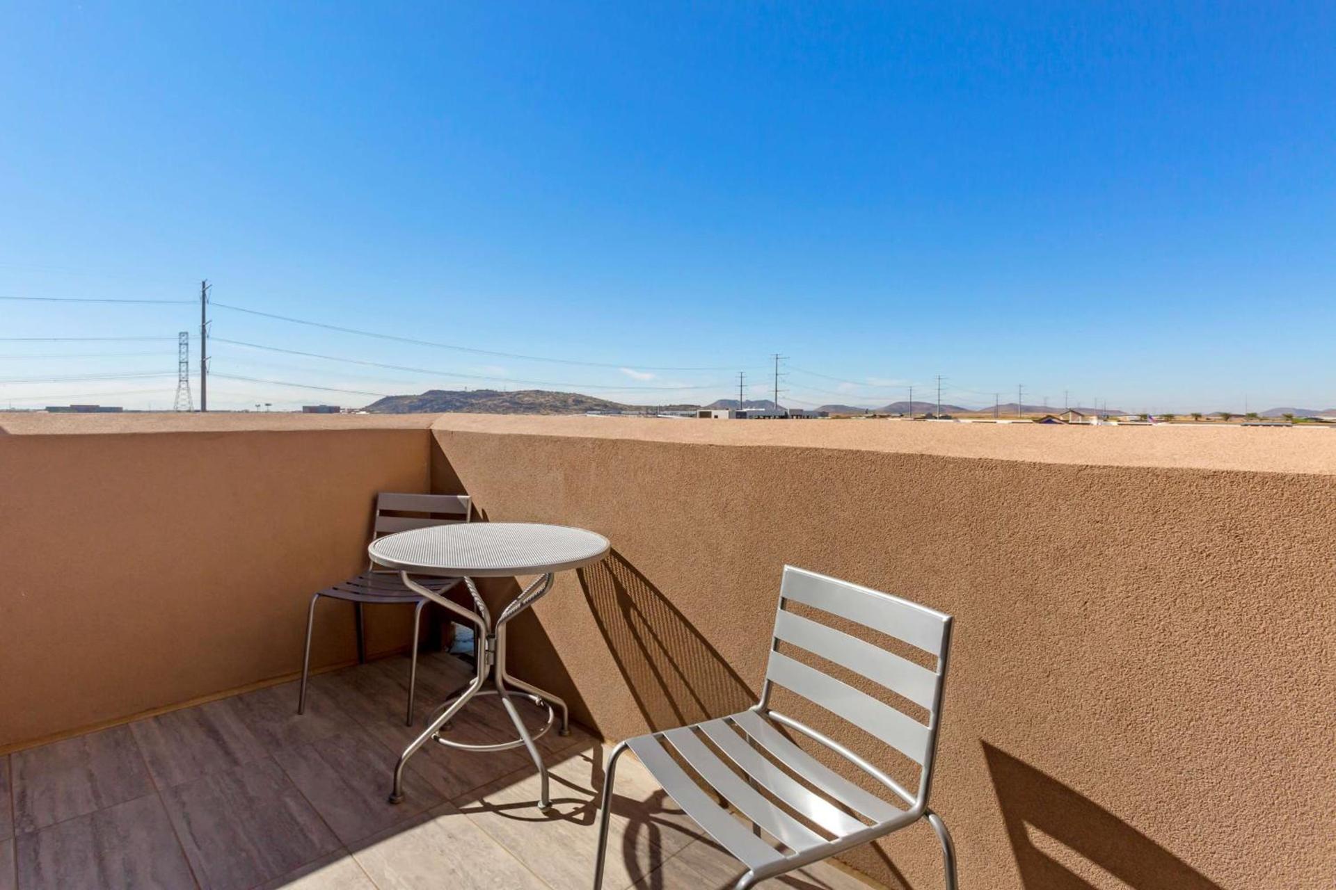 Best Western Plus Executive Residency Phoenix North Happy Valley photo 21