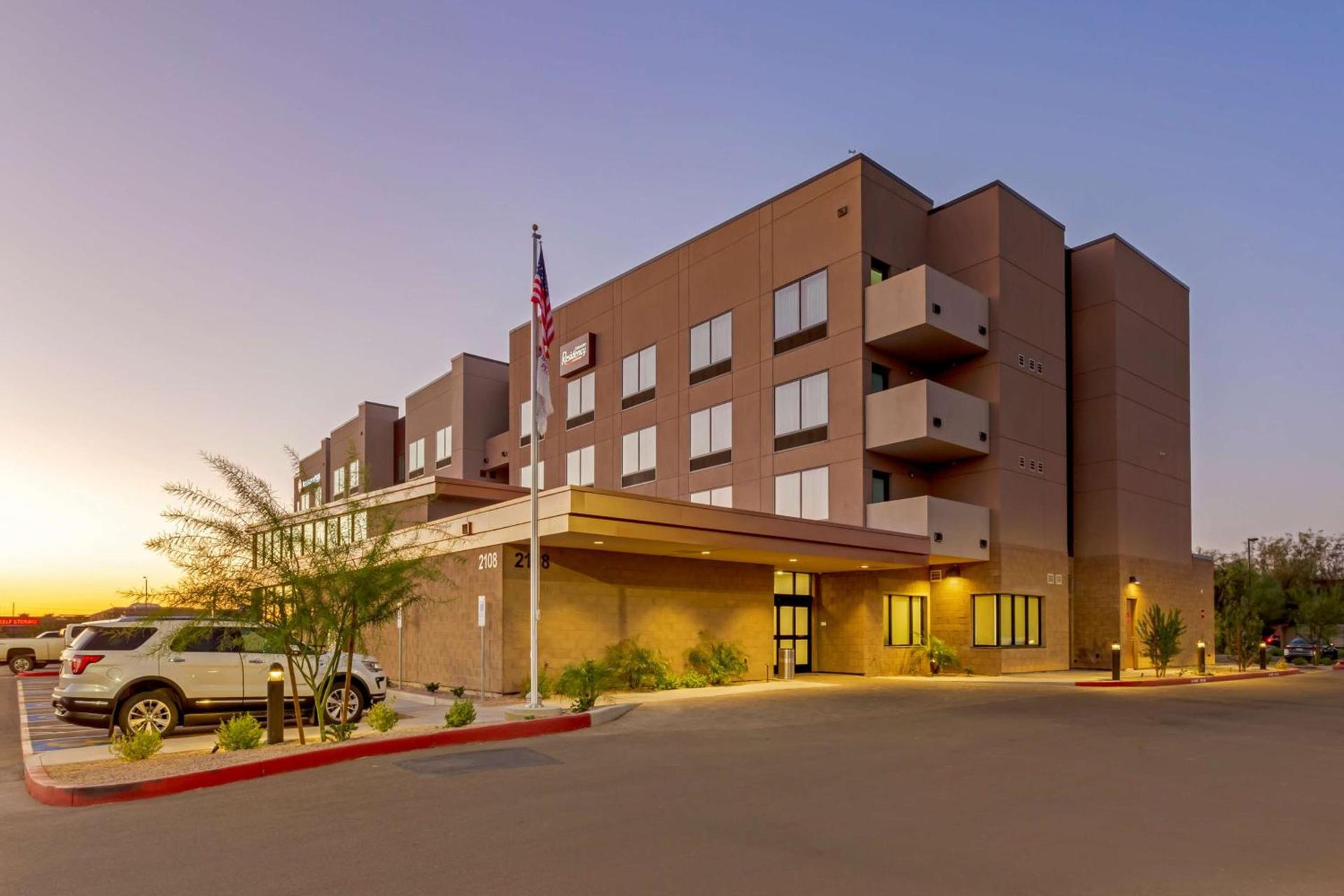 Best Western Plus Executive Residency Phoenix North Happy Valley photo 50