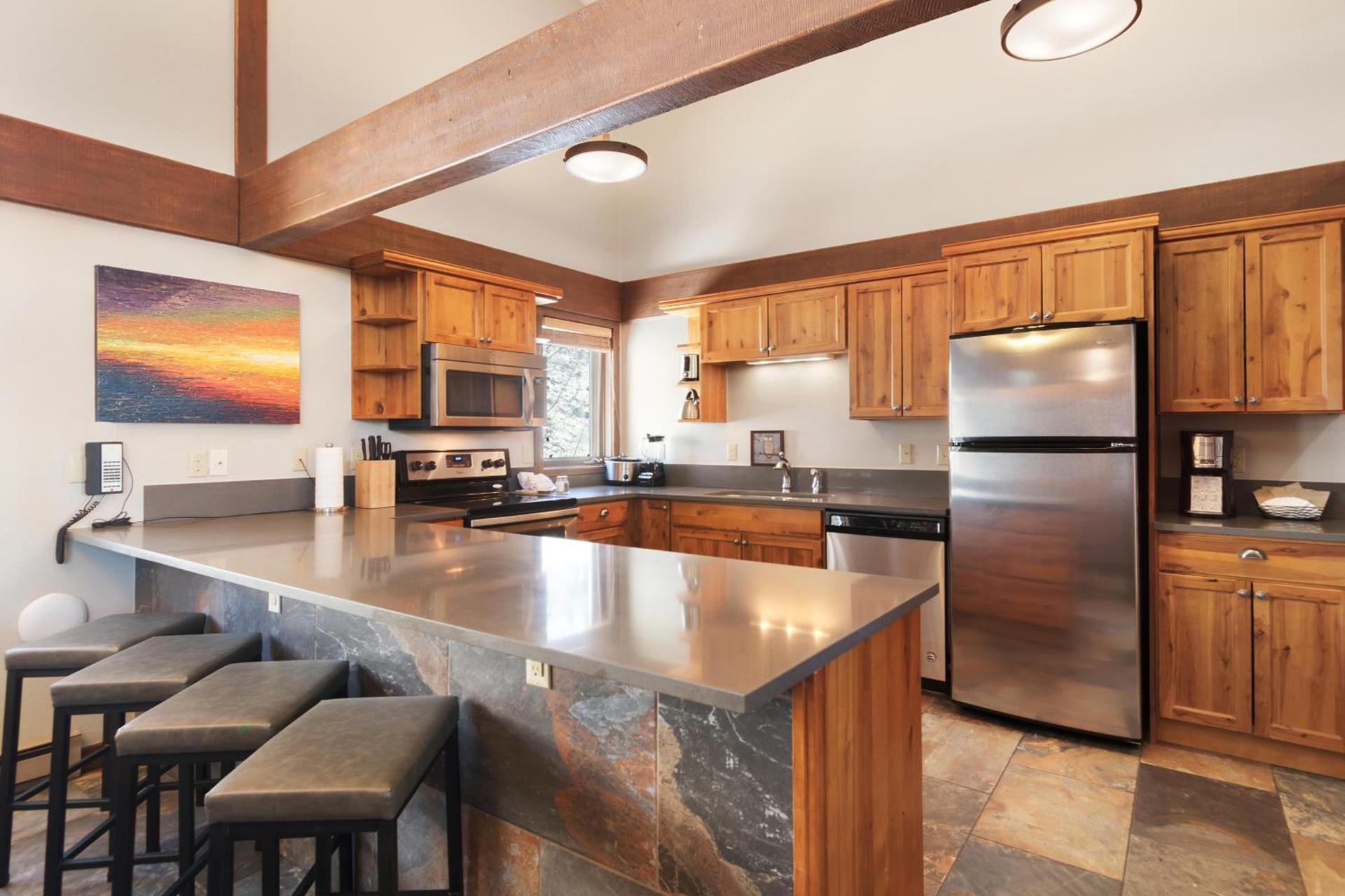 Gold Point Resort Breckenridge by Vacatia photo 58