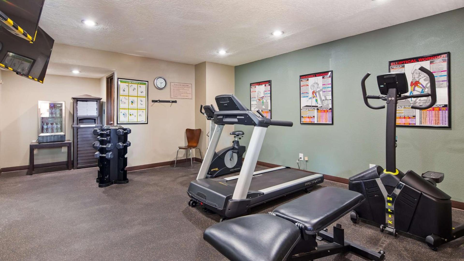 Best Western InnSuites Tucson Foothills Hotel & Suites photo 12