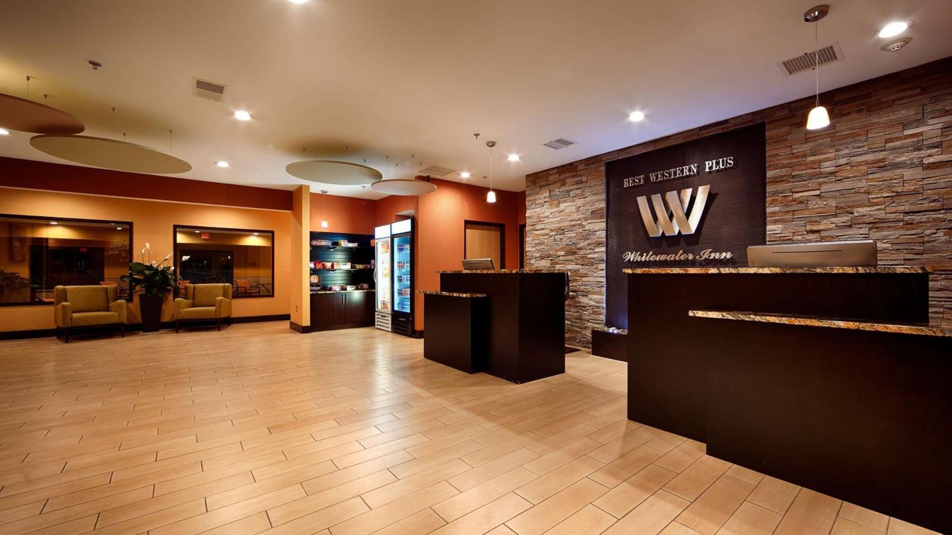 Best Western Plus Whitewater Inn photo 11