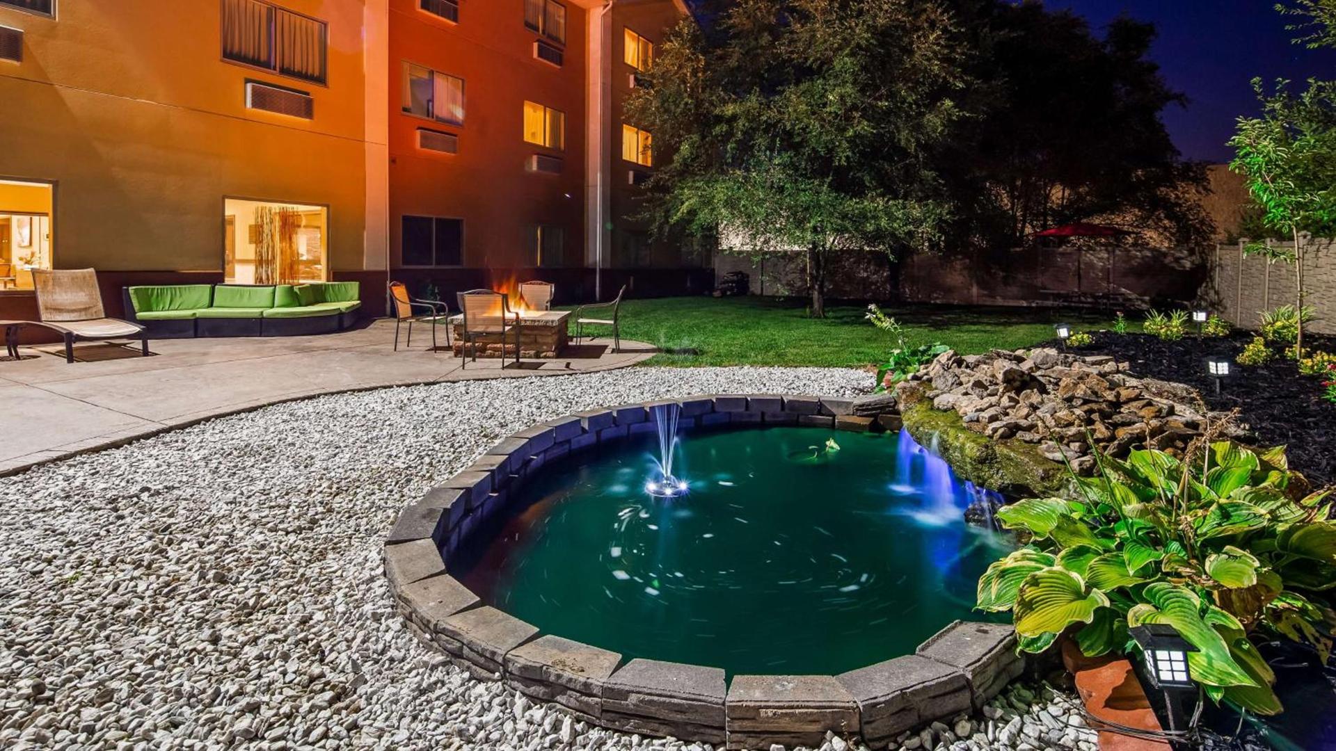 Best Western Plus Whitewater Inn photo 24