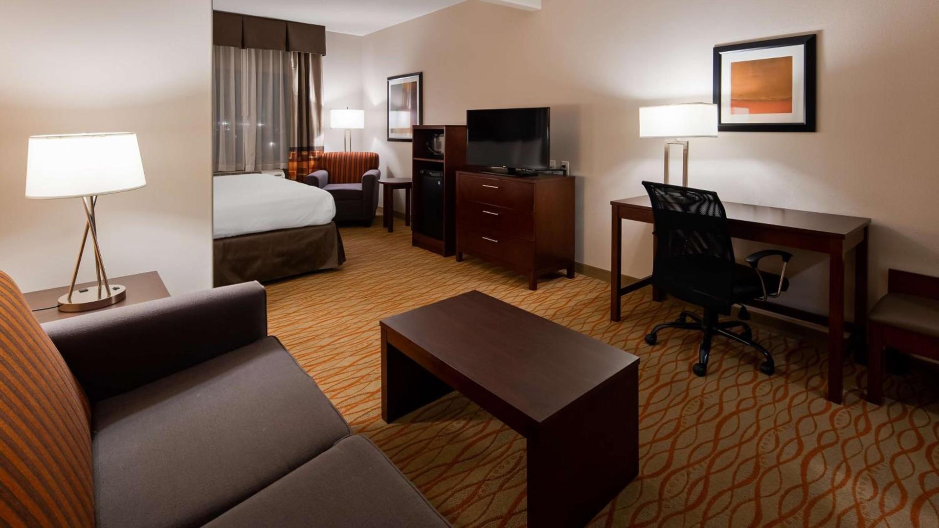 City Express by Marriott Spring photo 6