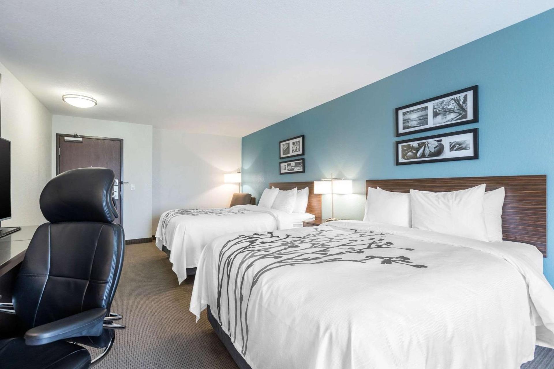 Sleep Inn & Suites West Des Moines near Jordan Creek photo 17