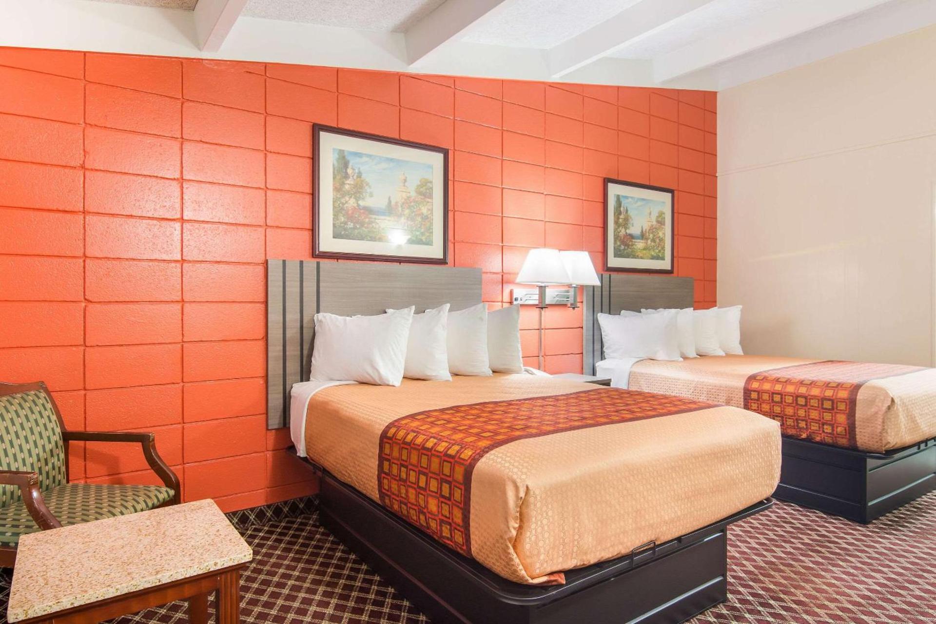 Rodeway Inn Nashville photo 11