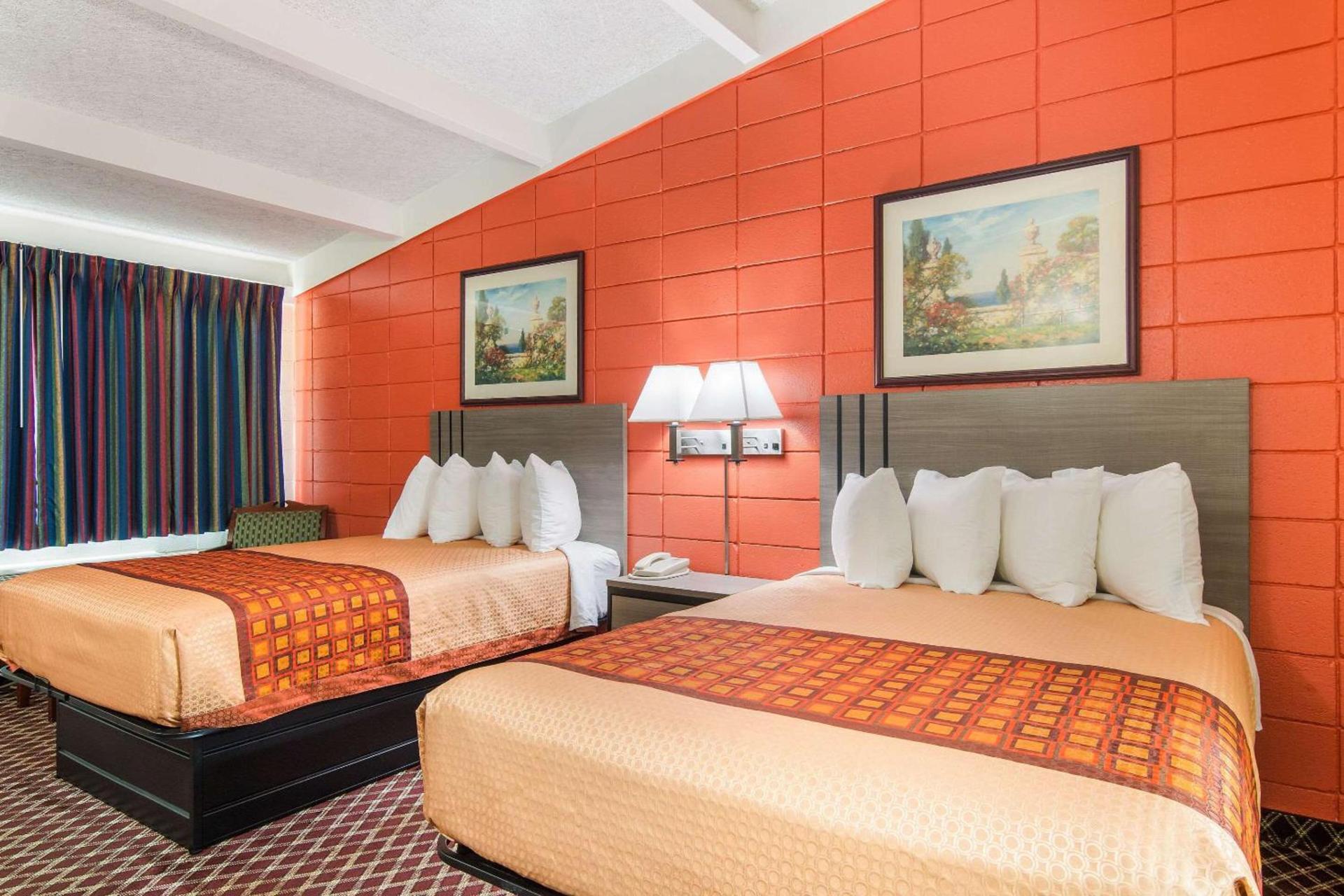 Rodeway Inn Nashville photo 27