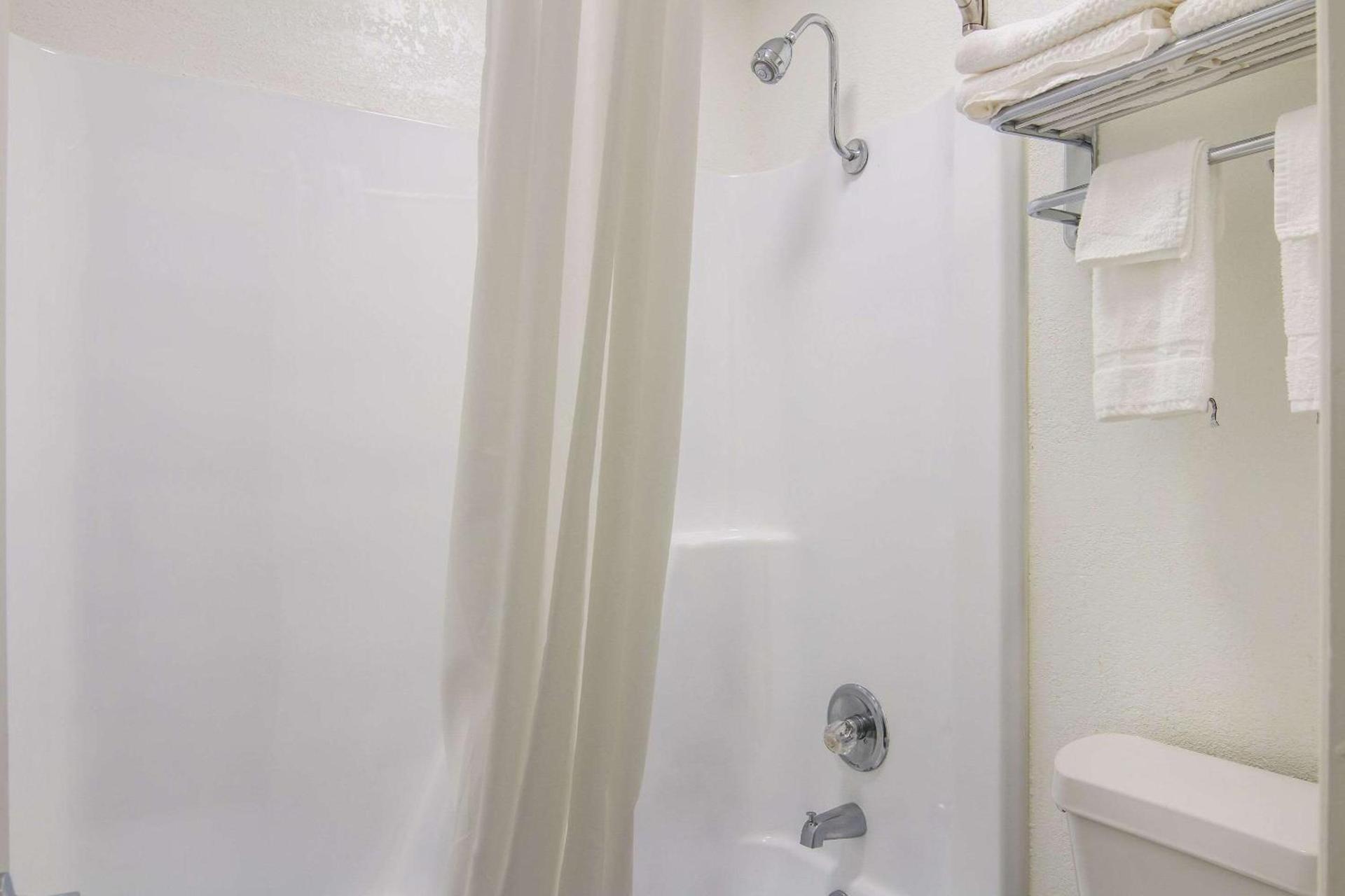 Rodeway Inn Nashville photo 21