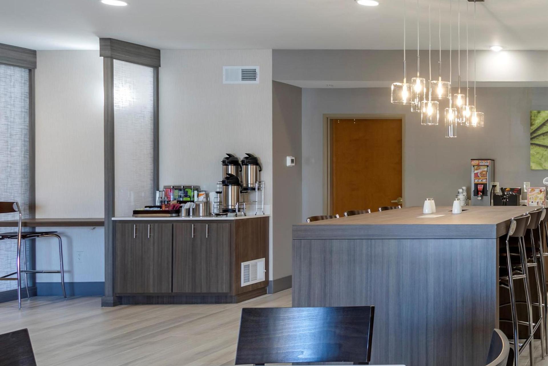 Sleep Inn & Suites Lebanon - Nashville Area photo 32