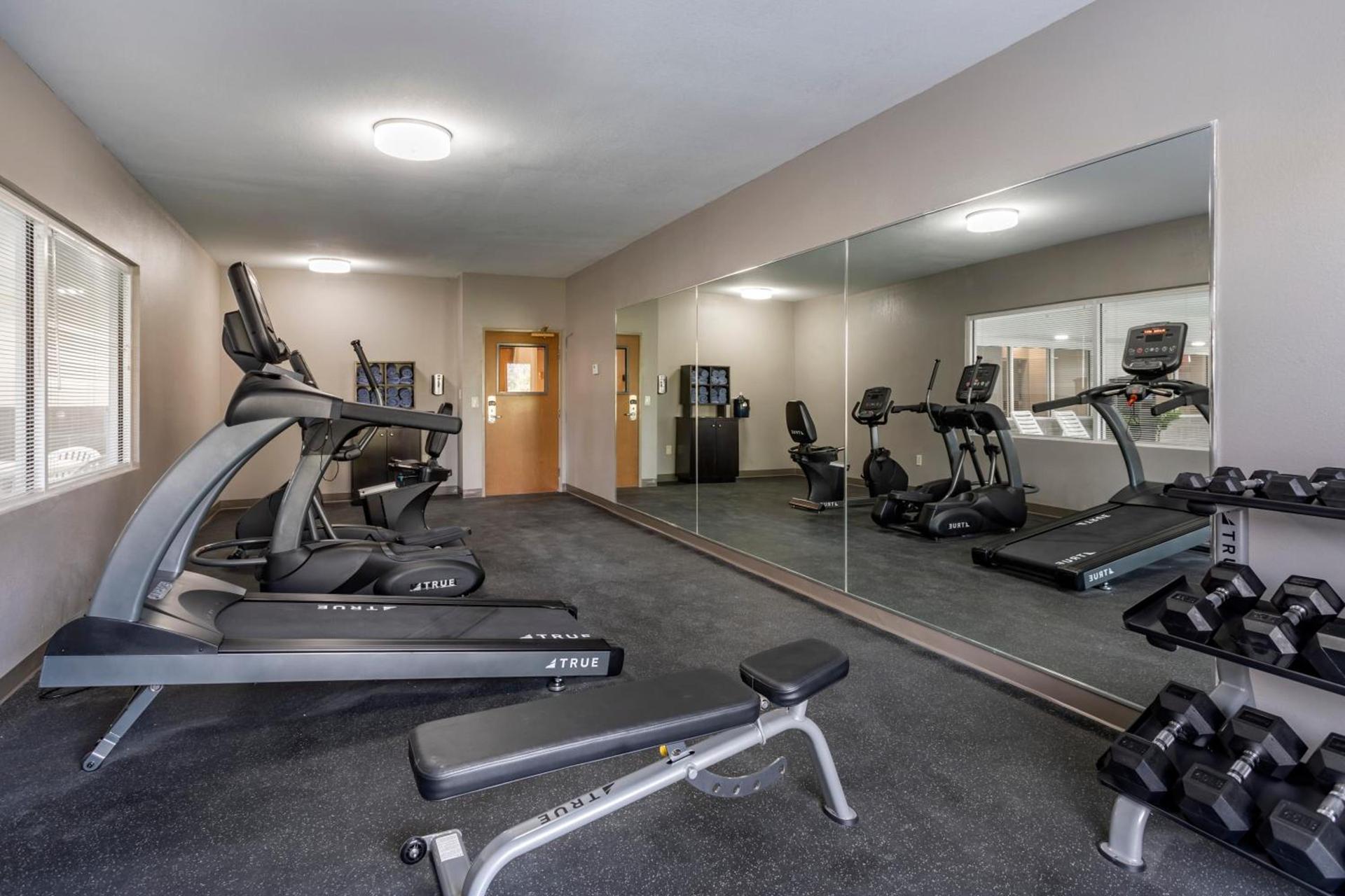 Sleep Inn & Suites Lebanon - Nashville Area photo 51
