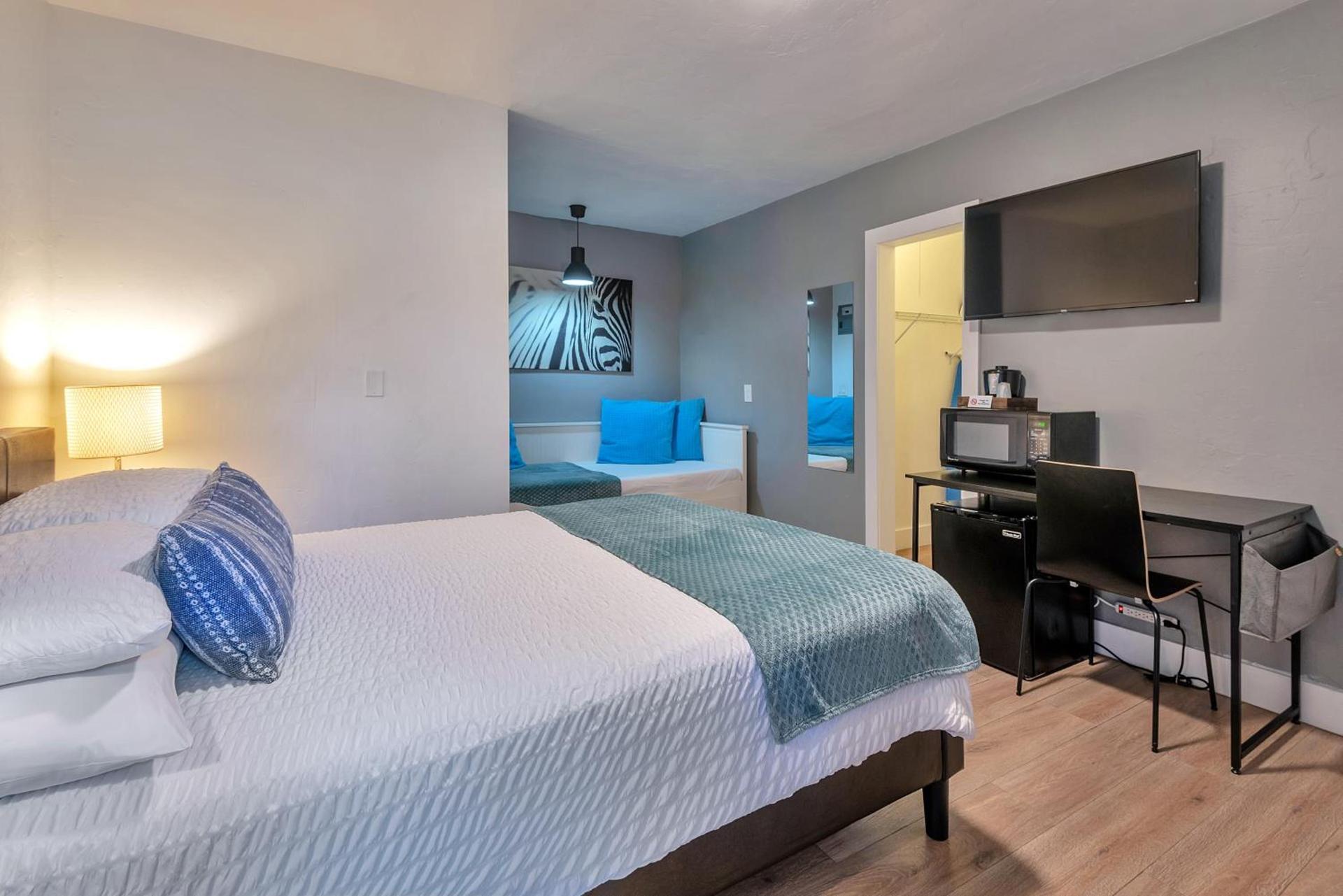 Oasis Hotel photo 48