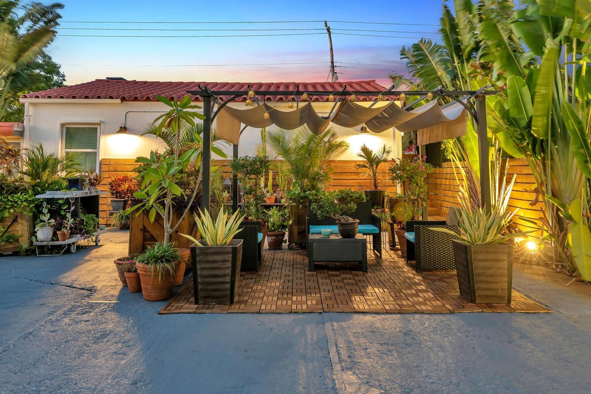 Oasis Hotel photo 86