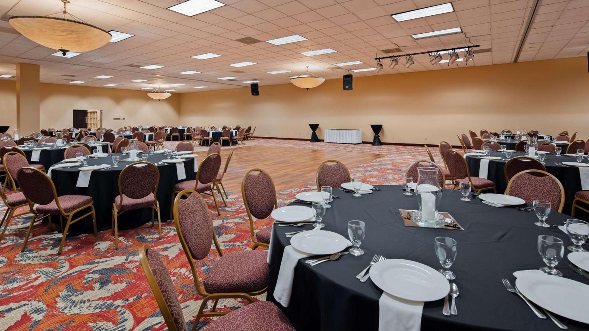 Best Western Plus Hotel & Conference Center photo 37