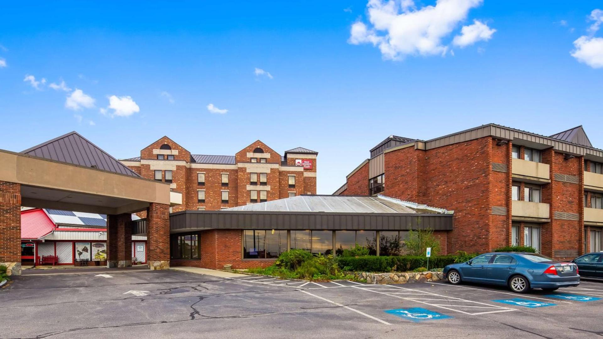 Best Western Plus Portsmouth Hotel & Suites photo 2