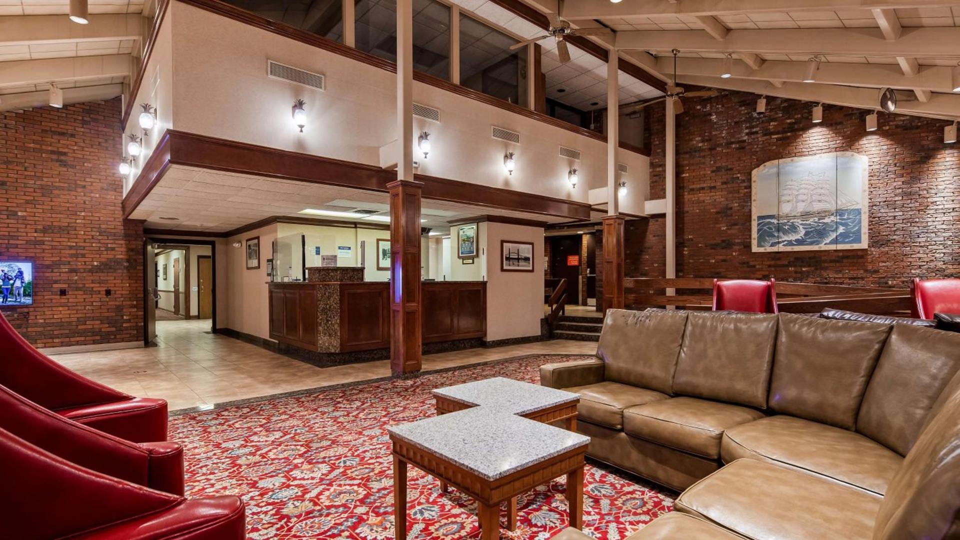 Best Western Plus Portsmouth Hotel & Suites photo 4