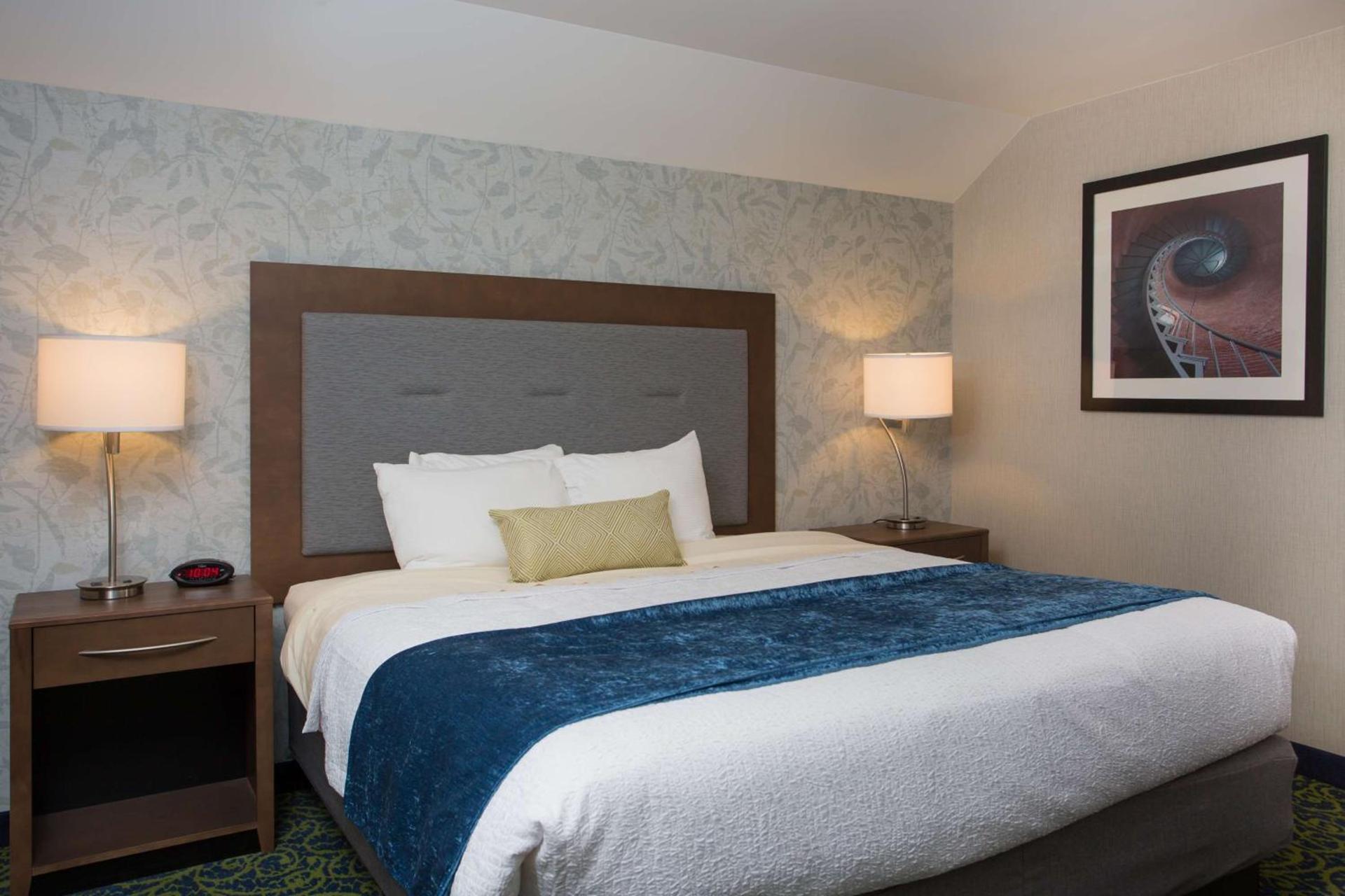 Best Western Plus Portsmouth Hotel & Suites photo 53