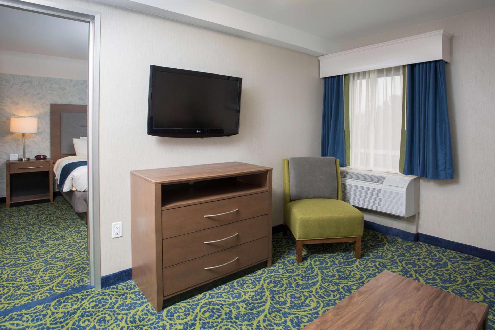 Best Western Plus Portsmouth Hotel & Suites photo 54