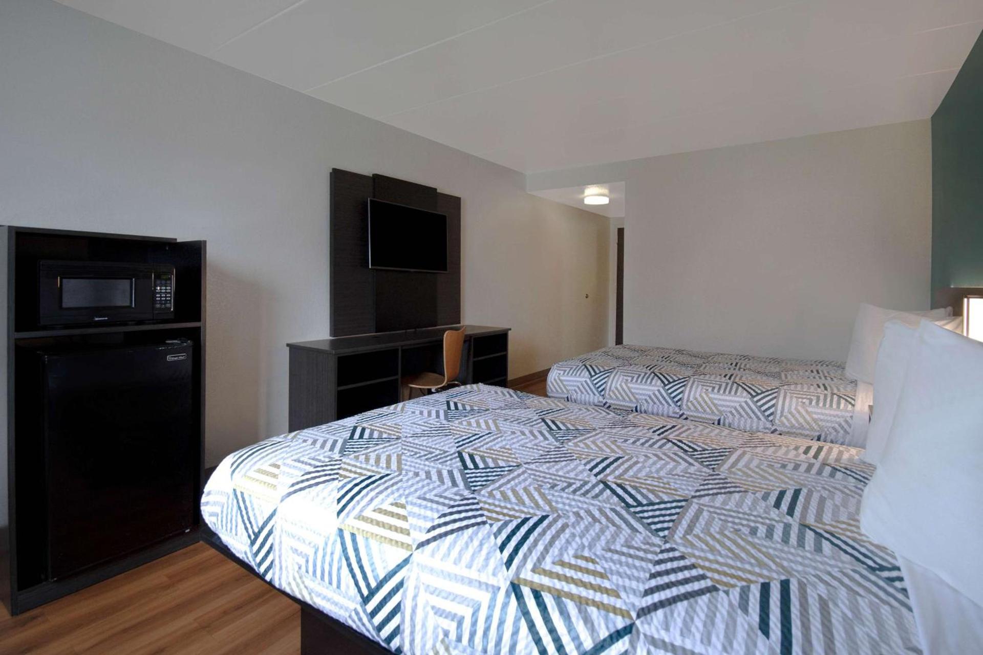 Motel 6-Merrillville, IN photo 5