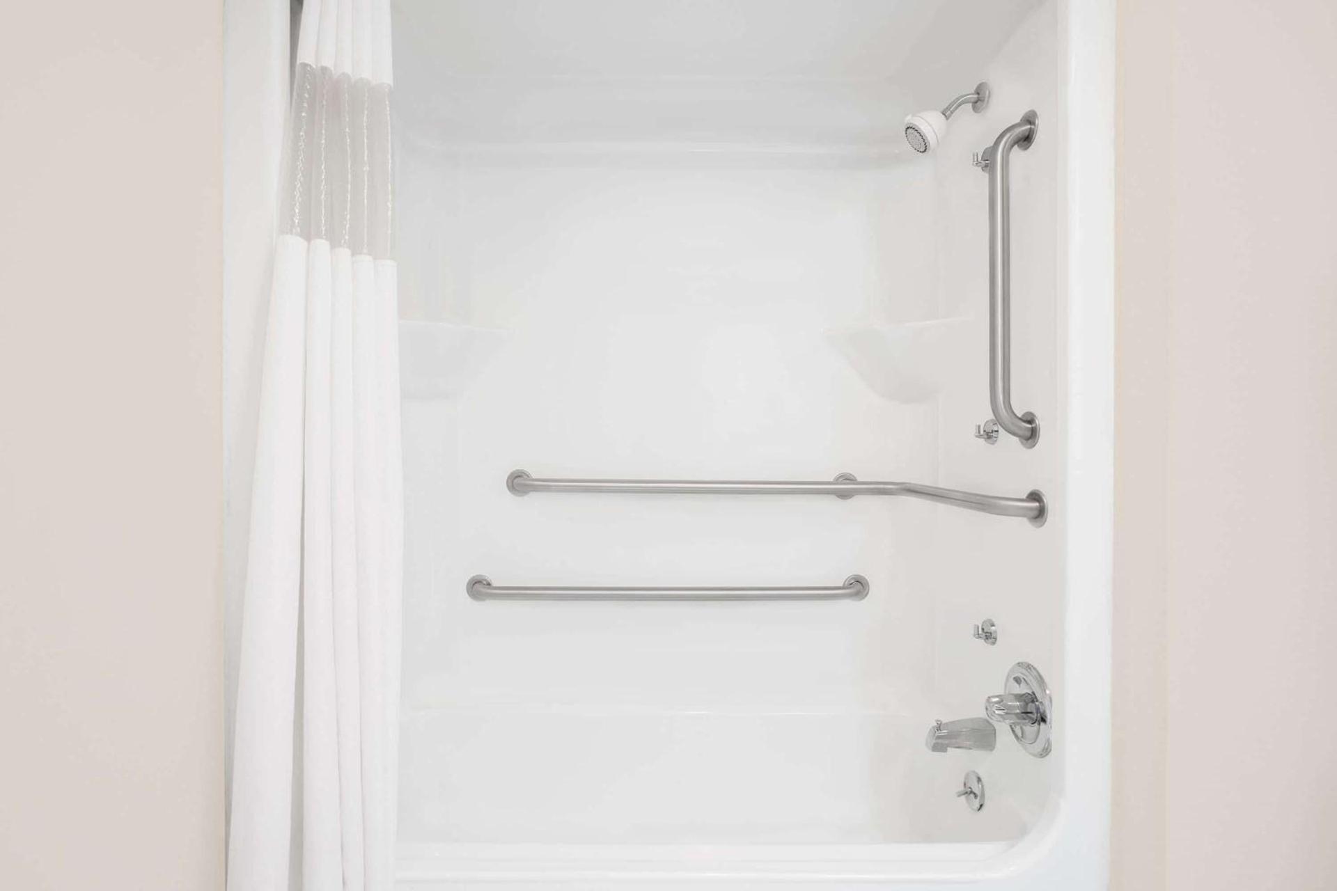 Days Inn by Wyndham Eufaula AL photo 8