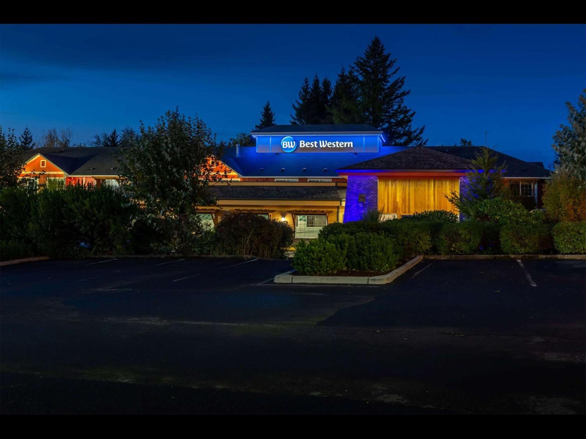 Best Western Sandy Inn photo 25