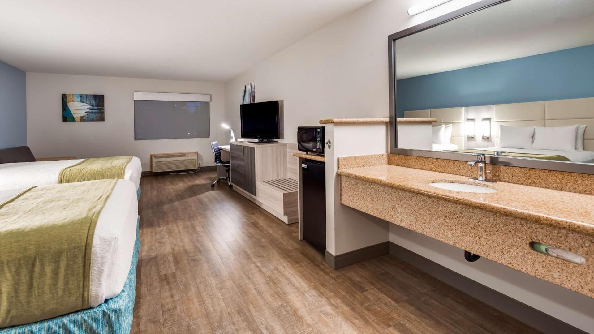 Best Western Sandy Inn photo 8