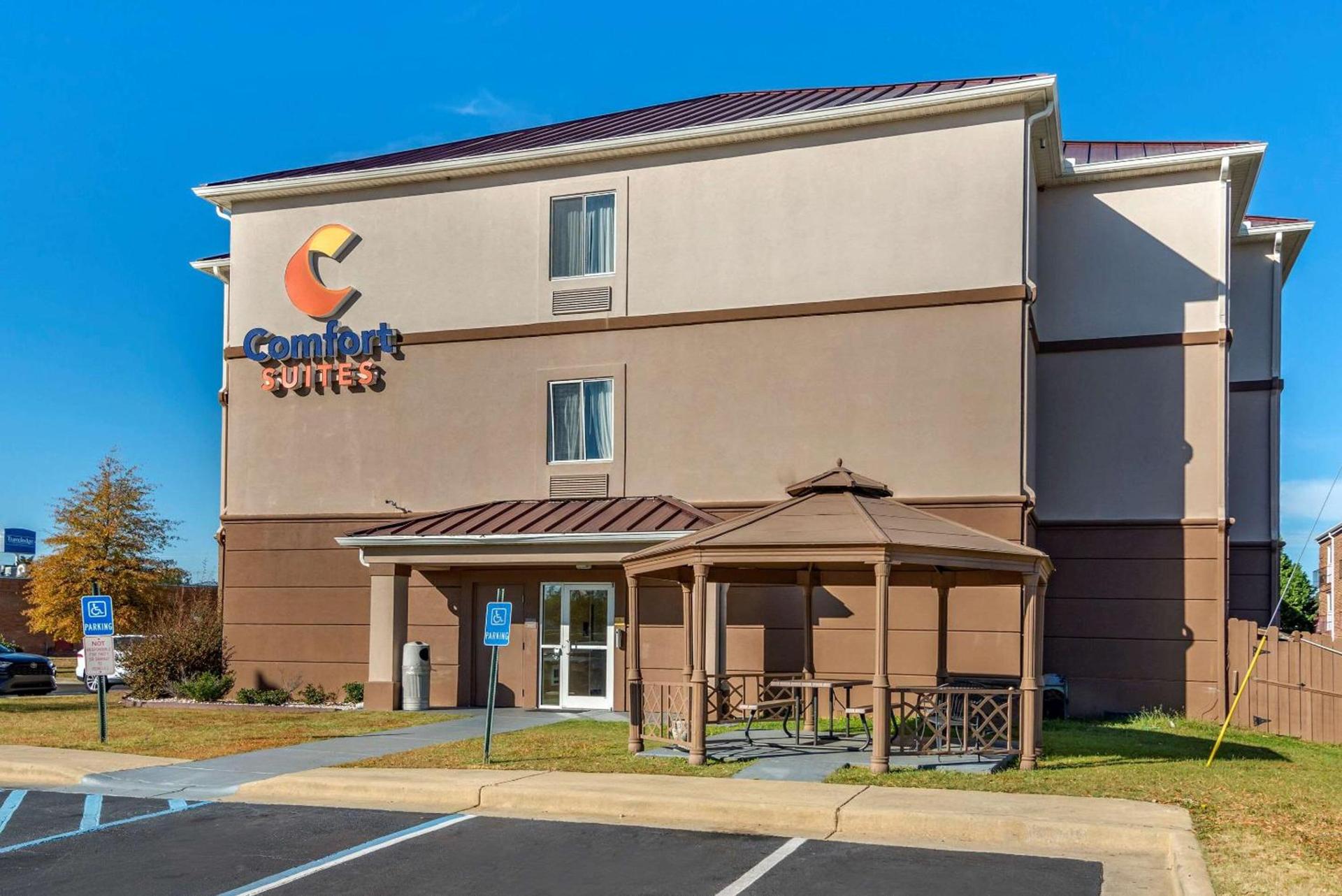 Comfort Suites Montgomery East Monticello Dr photo 3