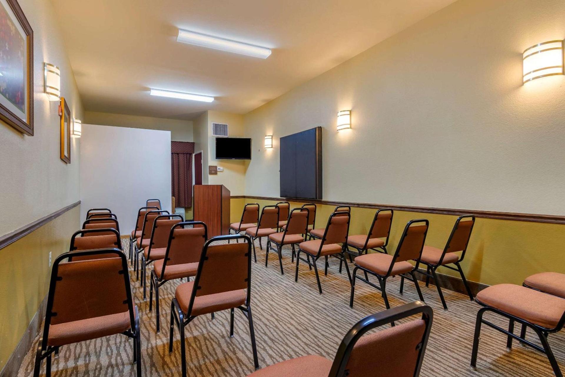 Comfort Suites Montgomery East Monticello Dr photo 23