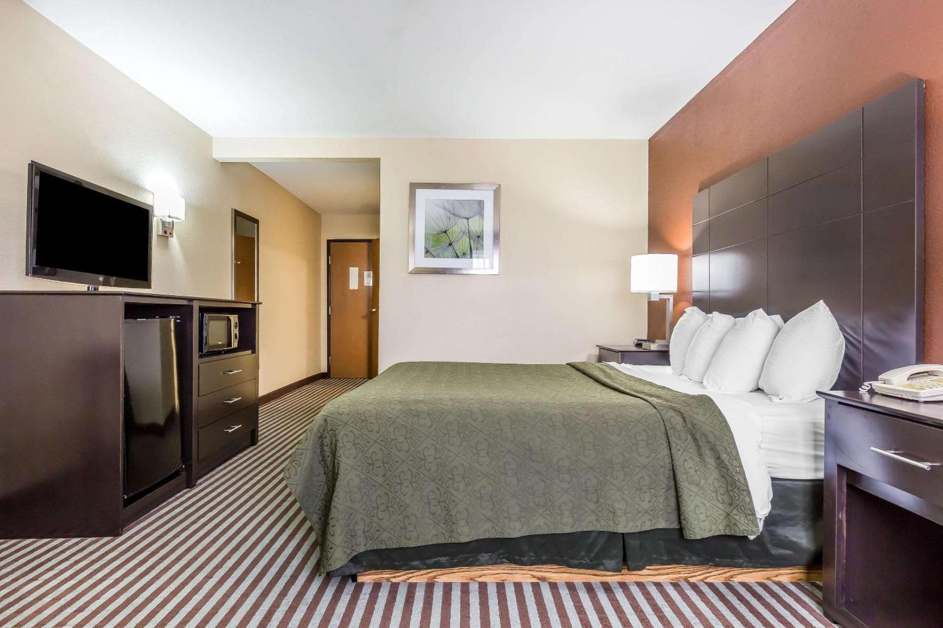 Quality Inn Mount Vernon, IL photo 10