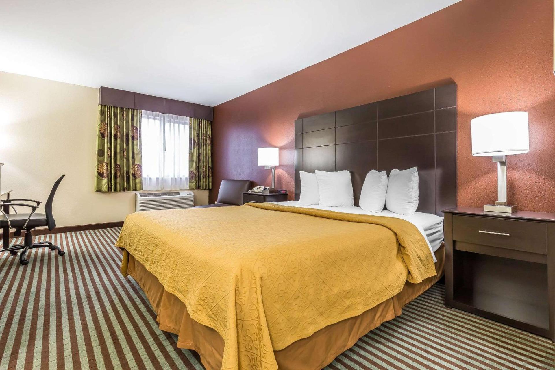 Quality Inn Mount Vernon, IL photo 13