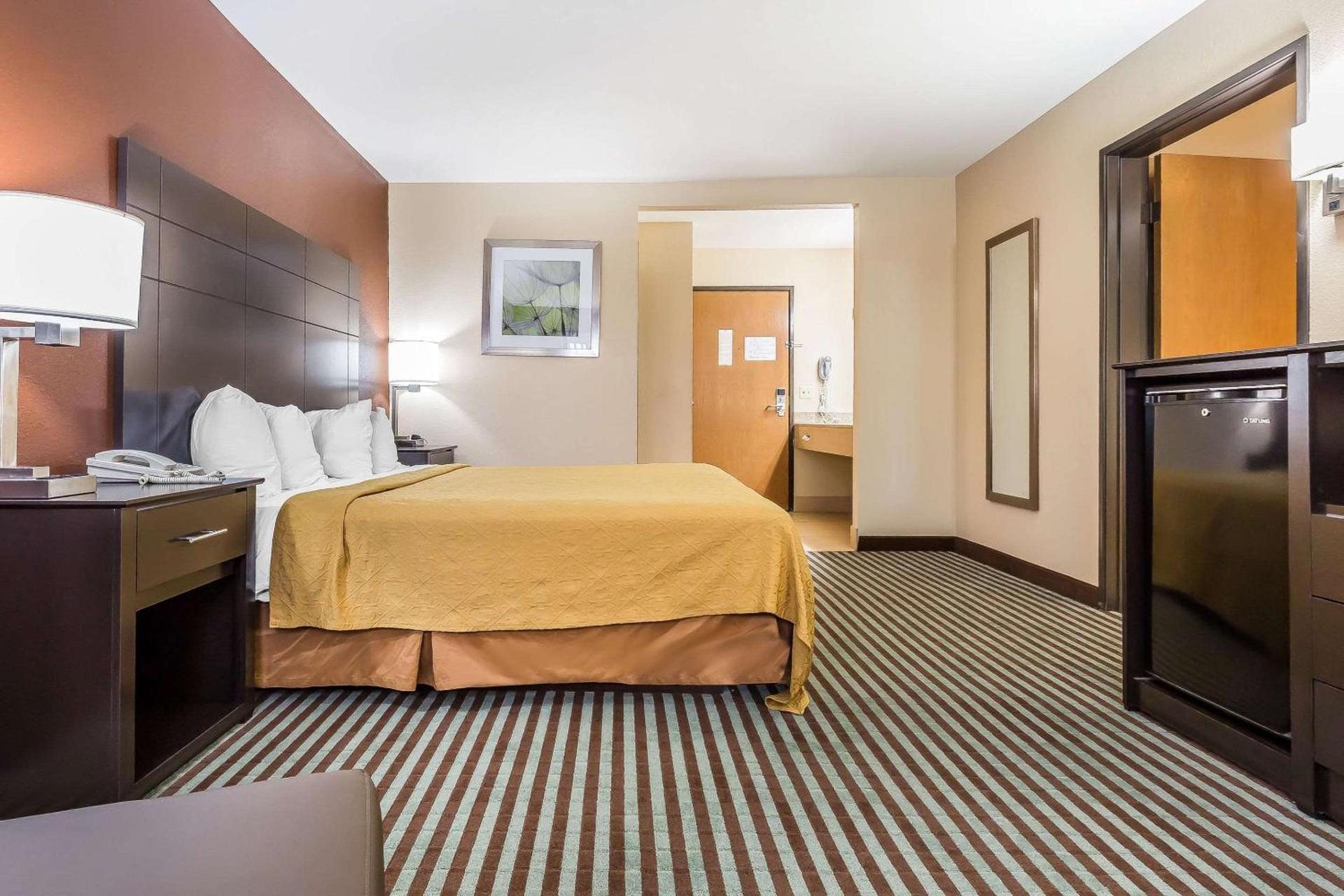 Quality Inn Mount Vernon, IL photo 23