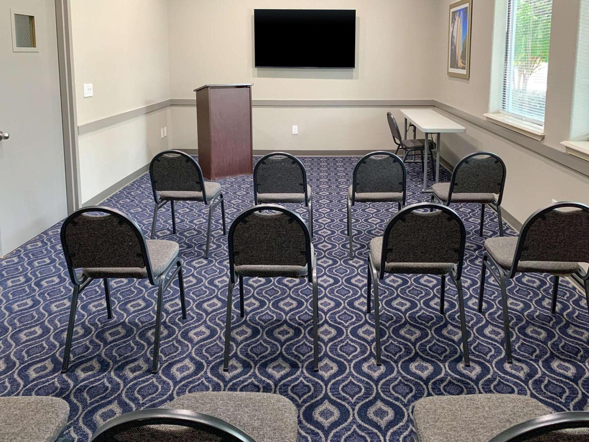 Quality Suites Houston NW Cy-Fair photo 34