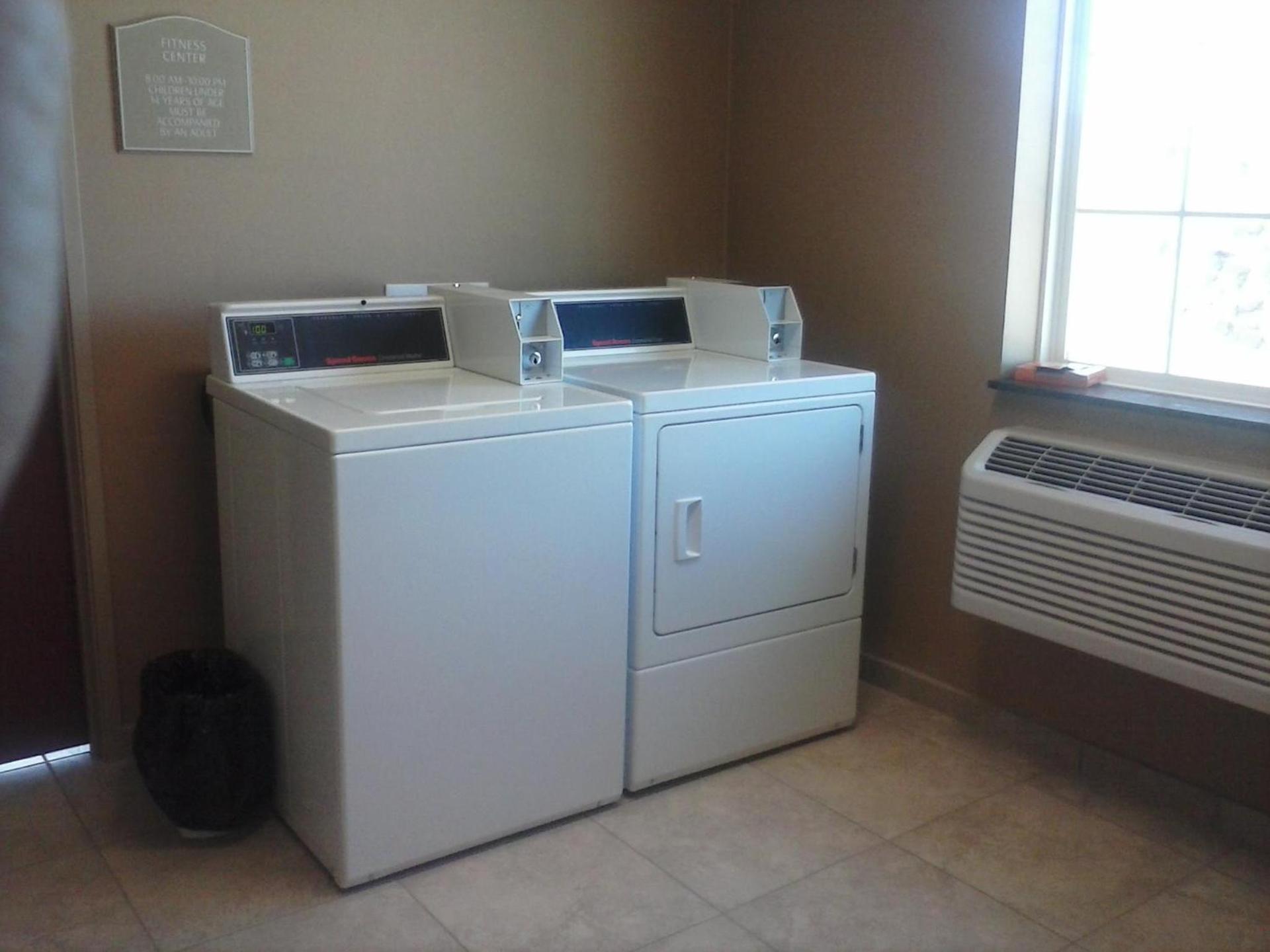 Cobblestone Inn & Suites - Avoca photo 26