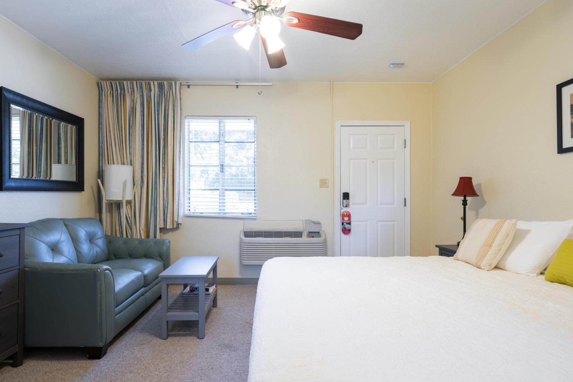 Mar Bay Exclusive Suites photo 7