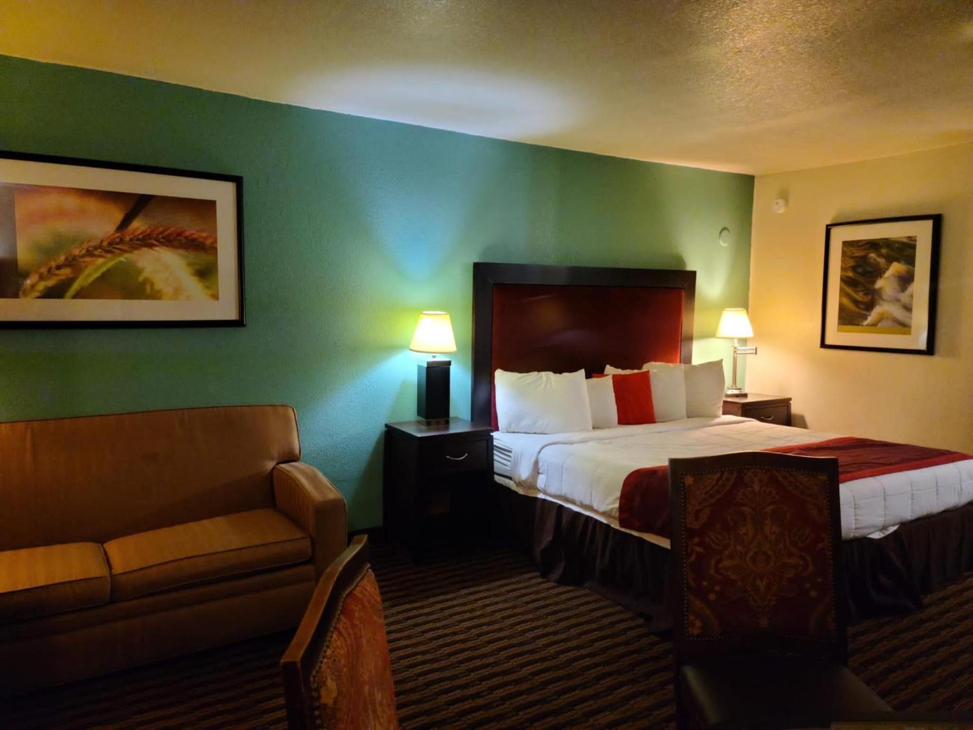 Budget host inn photo 16