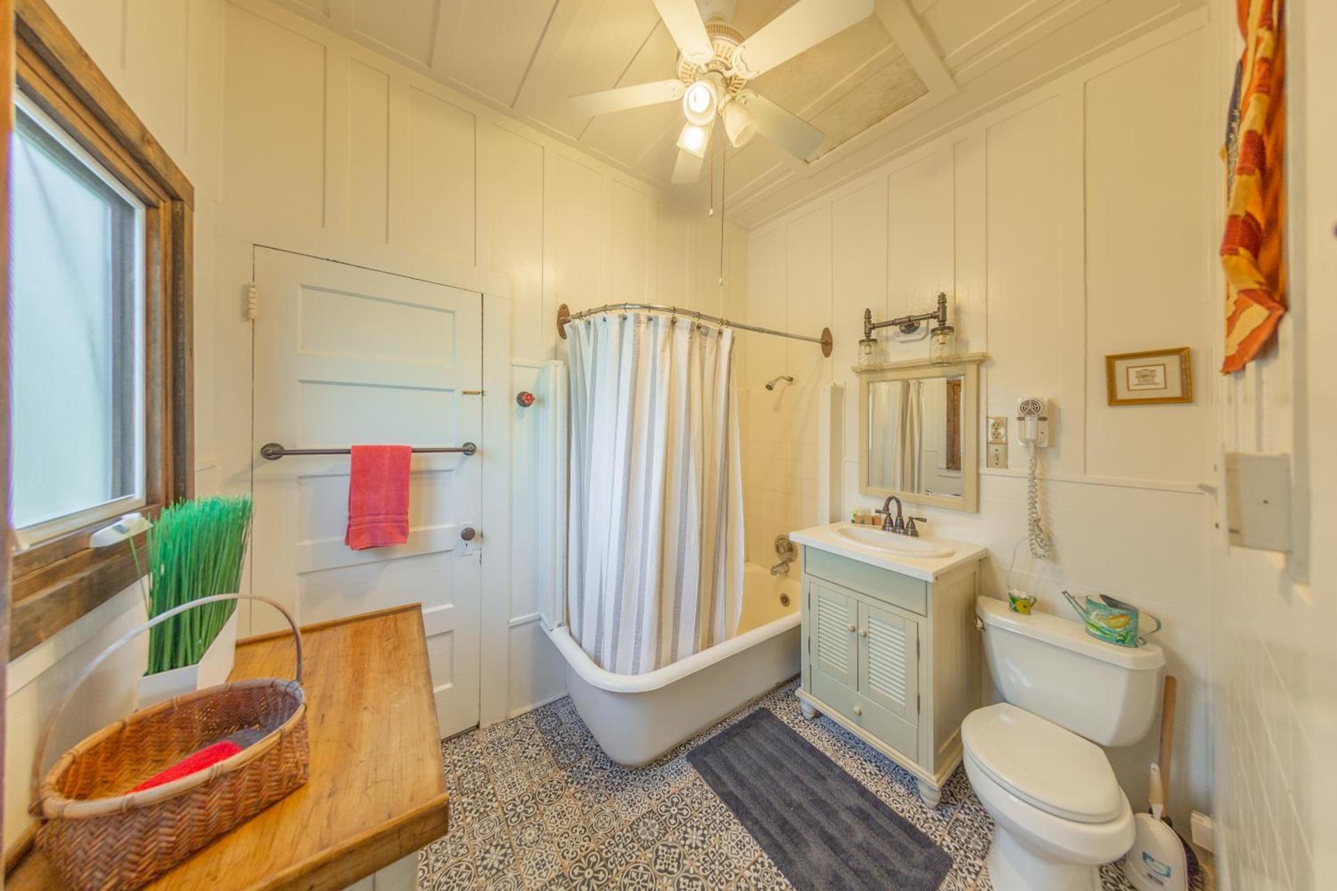 Redwood Hollow Cottages photo 19