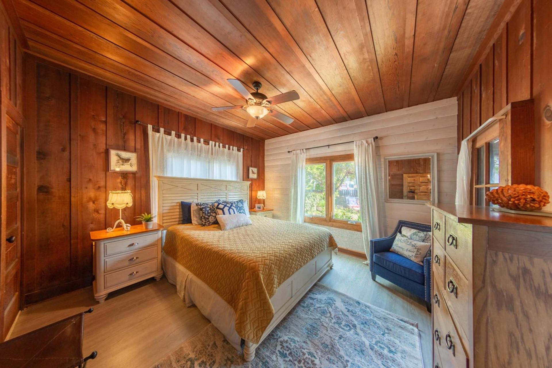 Redwood Hollow Cottages photo 60