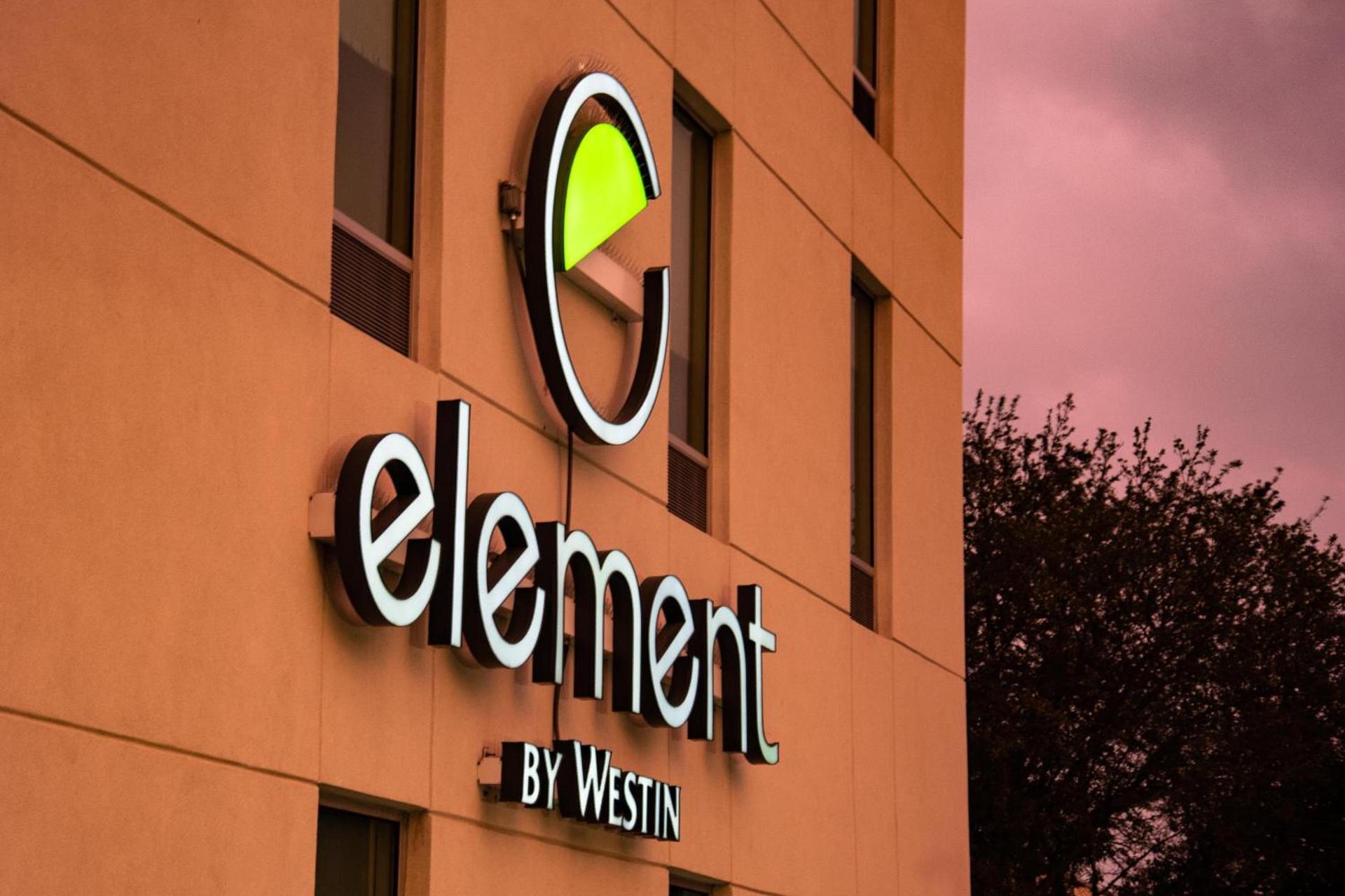Element by Marriott Dallas Downtown East photo 3
