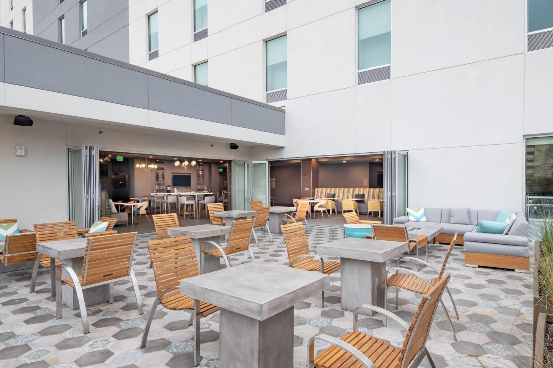 Element by Marriott Dallas Downtown East photo 11