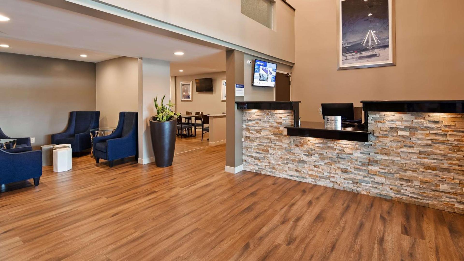 Best Western La Plata Inn photo 2