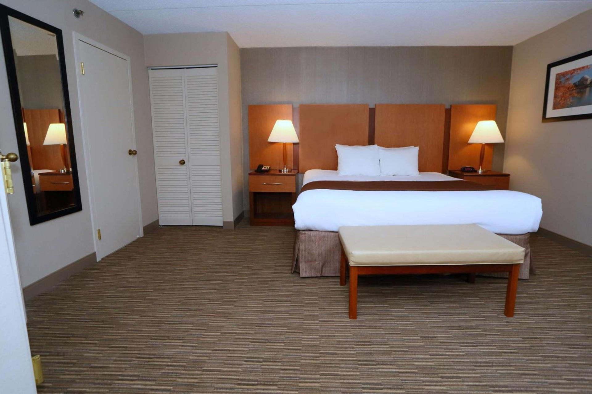 Best Western La Plata Inn photo 12