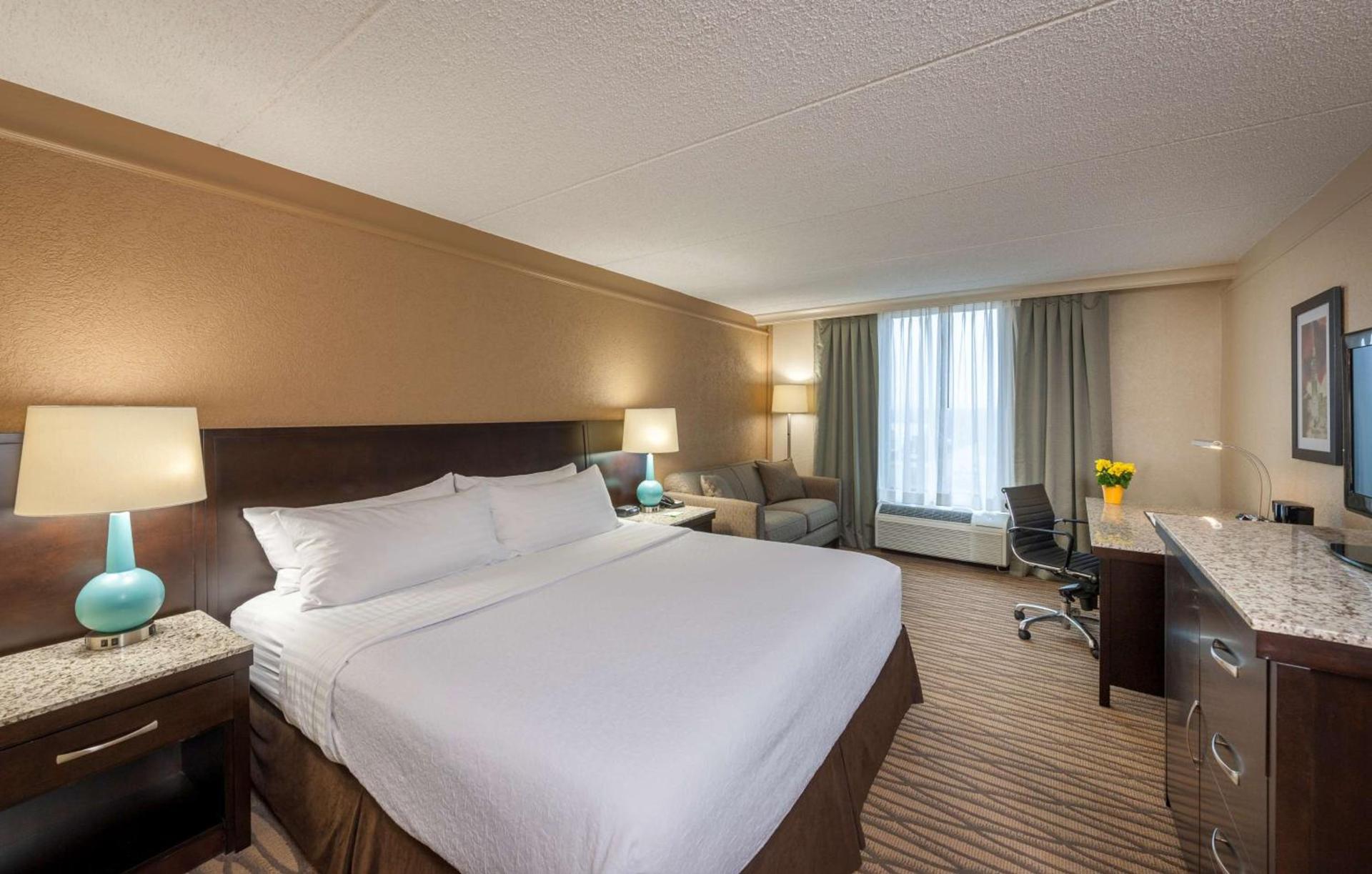 Best Western Plus Strongsville Cleveland photo 18
