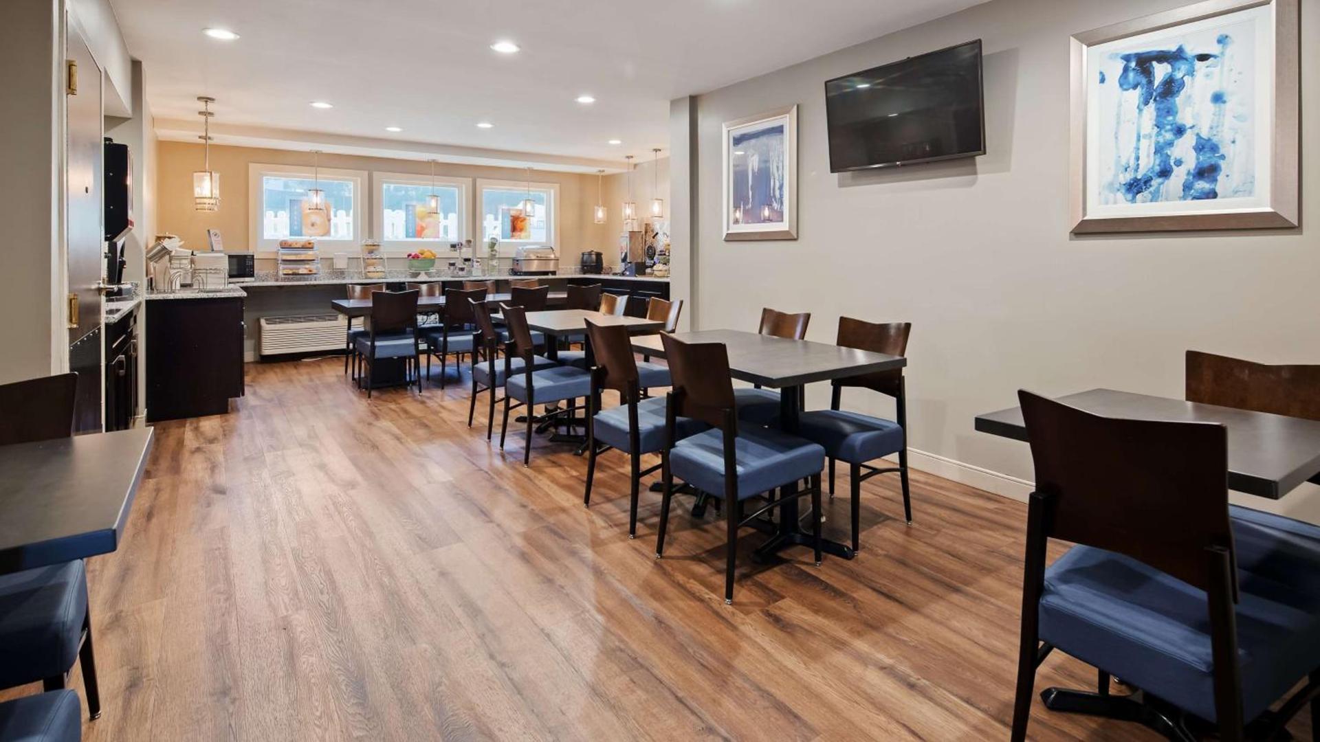 Best Western La Plata Inn photo 10