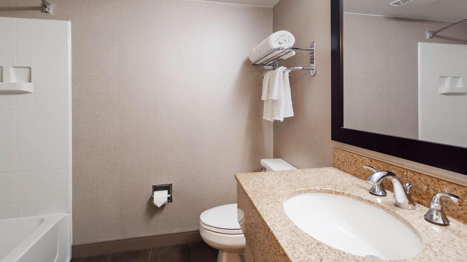 Best Western La Plata Inn photo 24