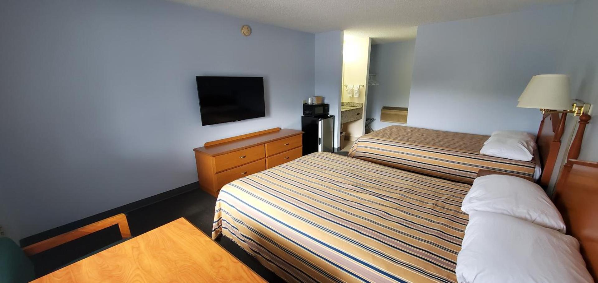 Lakeview Inn & Suites Okeechobee photo 7