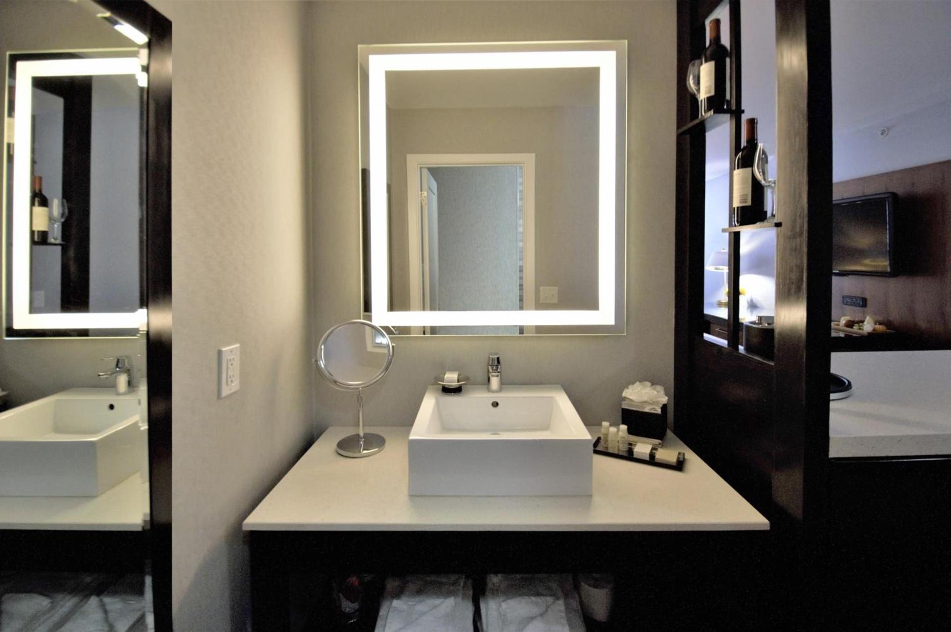 Hotel Indigo Napa Valley by IHG photo 57