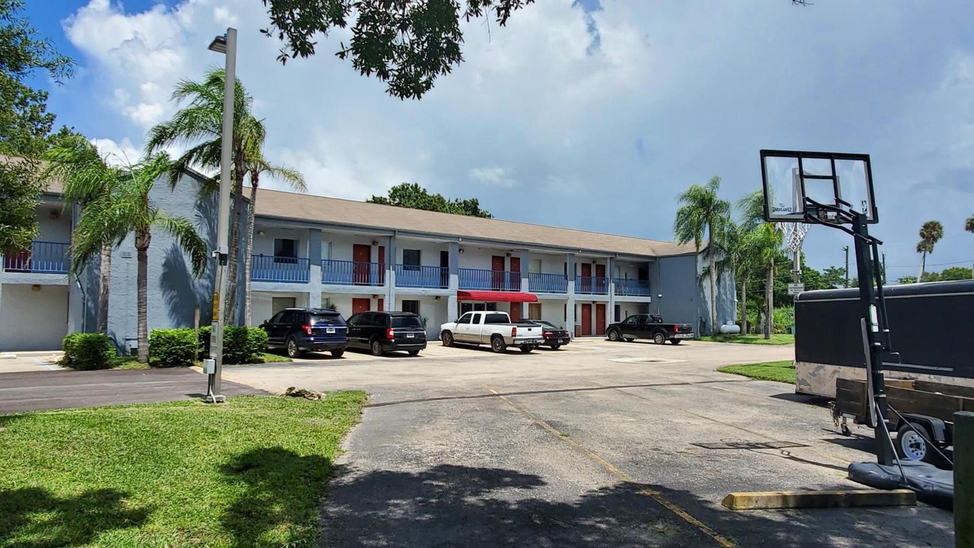 Lakeview Inn & Suites Okeechobee photo 3